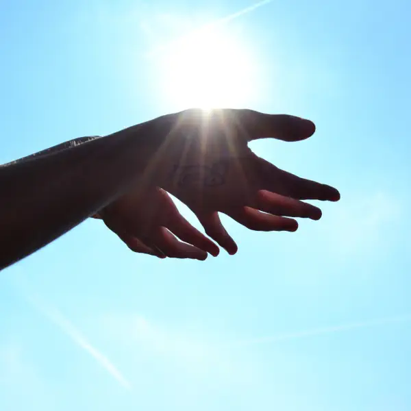 Soins énergétiques avec les mains